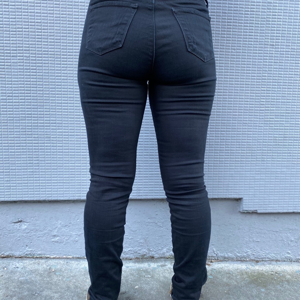 J Brand
Maria High Rise Skinny Jeans in Black